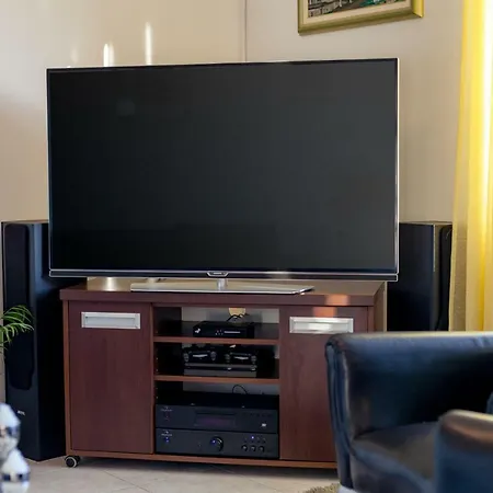 Stela With Heated Pool Je And Whirlpool Gornje Sitno * ספליט