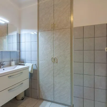 דירה Stela With Heated Pool Je And Whirlpool Gornje Sitno *